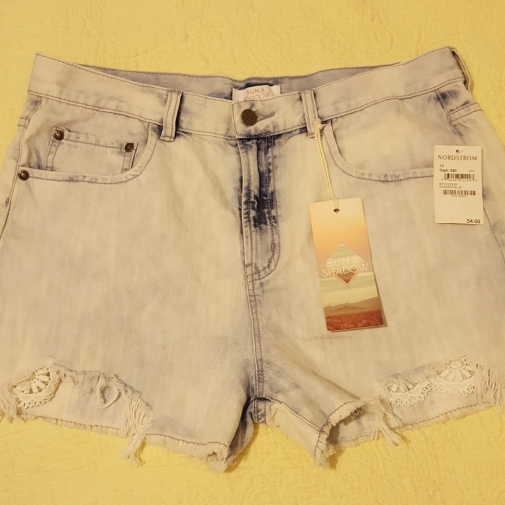 Sun & Shadow jean shorts size 13